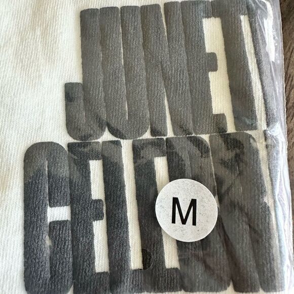 NWT HSTRY By NAS Unisex Cream Graphic Short Sleeve Tee Short Juneteenth Size L - Picture 2 of 4